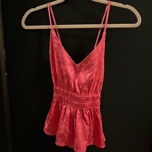 Boutique Entro Cropped Top